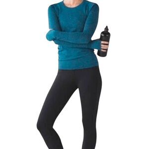 LULULEMON ATHLETICA Swiftly Tech Long Sleeve Crew Size 4